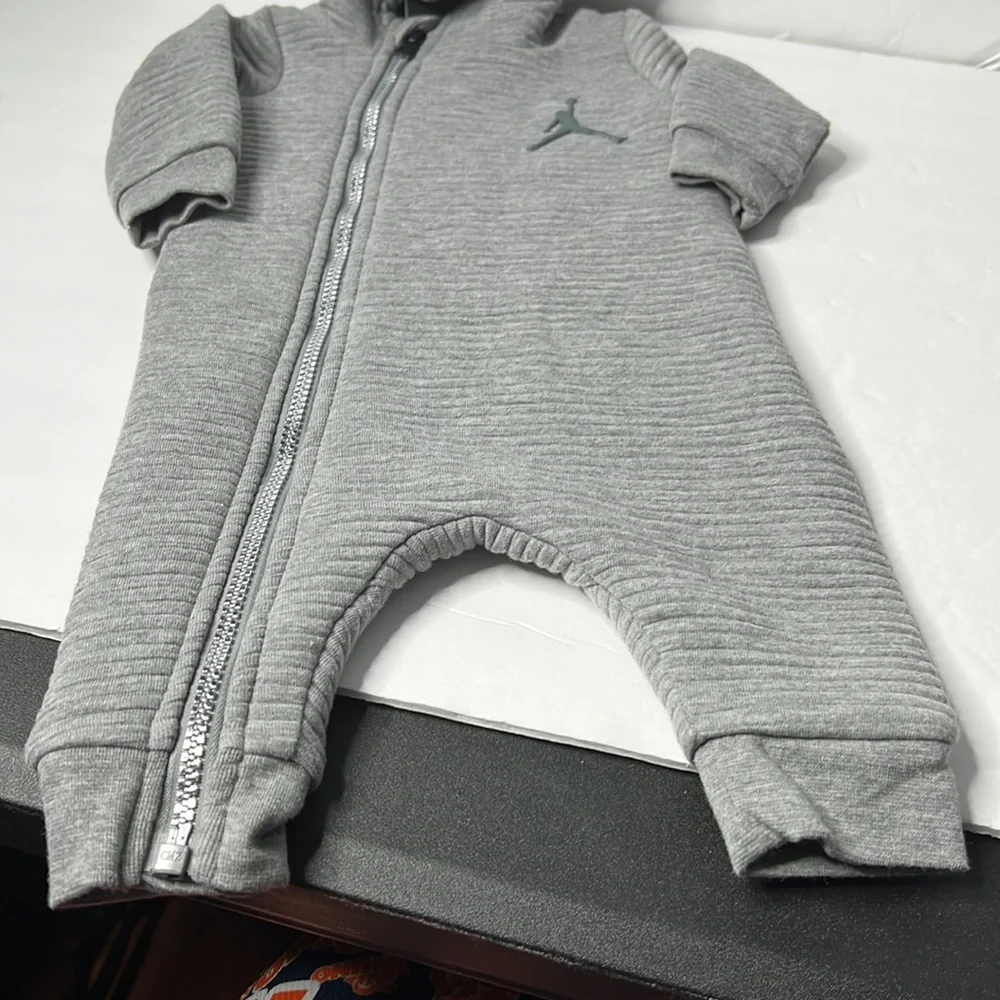 Boys Jordan Coveralls - Picture 4 of 10